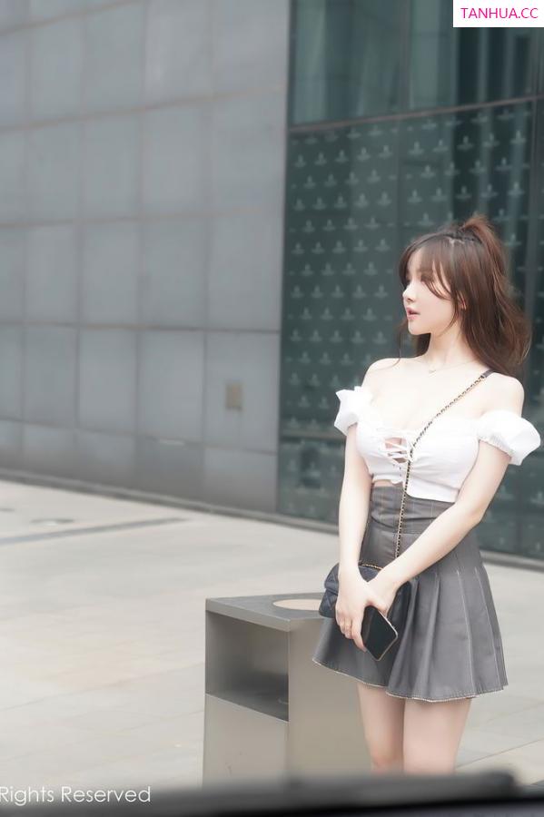 黄米妮  米妮大萌萌 [XiuRen]高清写真图 2020.08.05 No.2408 糯美子Mini第3张图片